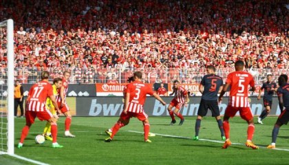 pp电子-2连平后丢掉榜首位置，拜仁高能输出一个月后累了？